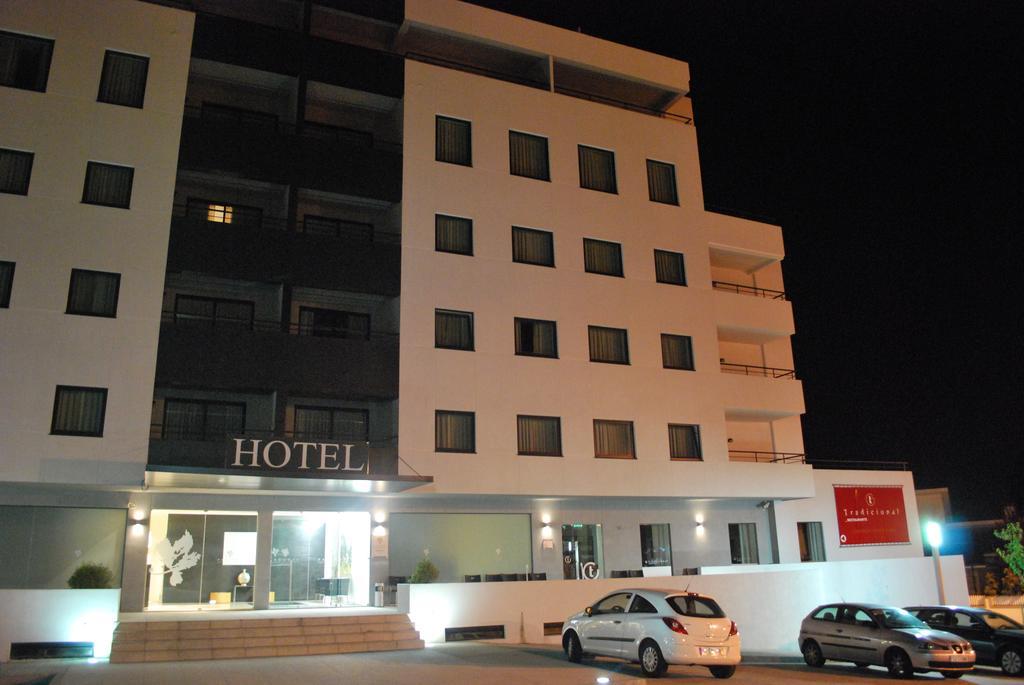 Paredes Hotel Apartamento Exterior photo